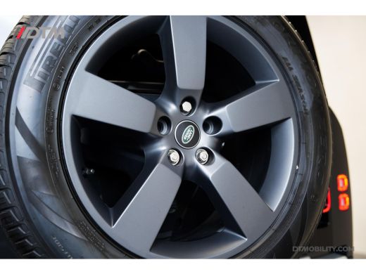 Land Rover Defender 2.0 P400e 110 SE ACC | FabrieksGarantie 2030 | Pano ActivLease financial lease
