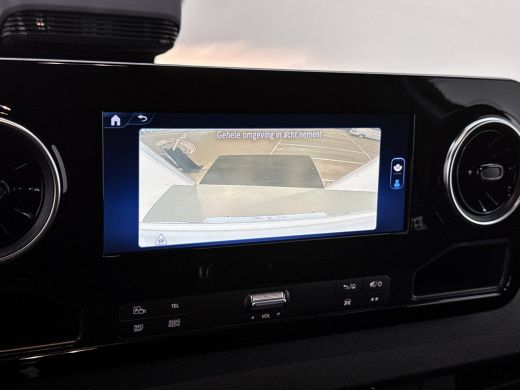 Mercedes-Benz eSprinter 420 L3 Pro 81kWh Bakwagen met Laadklep Navigatie Camera ActivLease financial lease