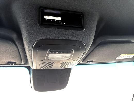 Mercedes-Benz eSprinter 420 L3 Pro 81kWh Bakwagen met Laadklep Navigatie Camera ActivLease financial lease