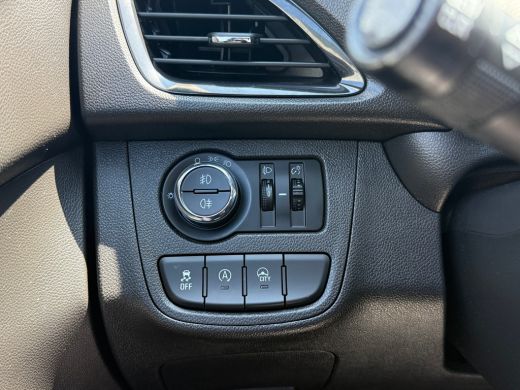 Opel KARL 1.0 75PK Rocks Online Edition | PARKEERSENSOREN ACHTER| AIRCO| CRUISE CONTROL| DAB| NAVI| DAKRAILS ActivLease financial lease