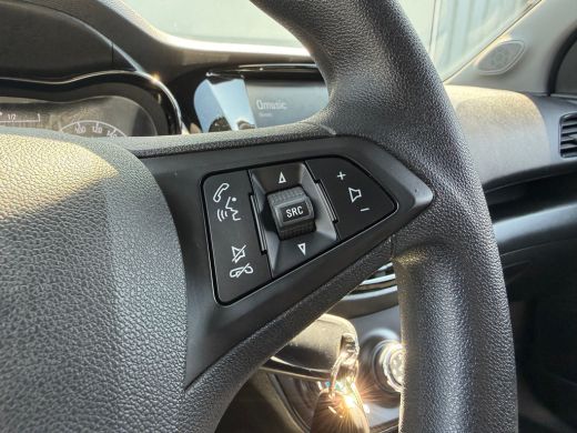Opel KARL 1.0 75PK Rocks Online Edition | PARKEERSENSOREN ACHTER| AIRCO| CRUISE CONTROL| DAB| NAVI| DAKRAILS ActivLease financial lease