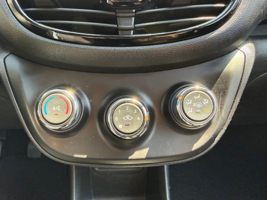 Opel KARL 1.0 75PK Rocks Online Edition | PARKEERSENSOREN ACHTER| AIRCO| CRUISE CONTROL| DAB| NAVI| DAKRAILS ActivLease financial lease