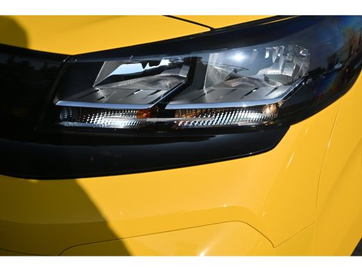 Opel Vivaro-e L3 50 kWh | Sidebars | Betimmering | 17"LMV | Achteruitrijcamera | Navigatie by App | !! ActivLease financial lease