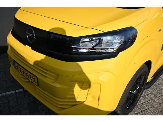 Opel Vivaro-e L3 50 kWh | Sidebars | Betimmering | 17"LMV | Achteruitrijcamera | Navigatie by App | !! ActivLease financial lease