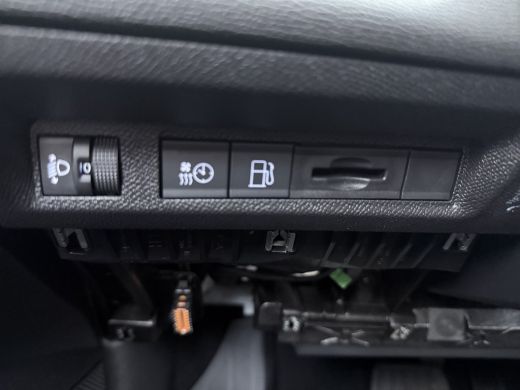 Peugeot 308 Allure | 360 Vision & Drive Assist Pack | Elektrische parkeerrem | Extra getinte achterste zijrui... ActivLease financial lease