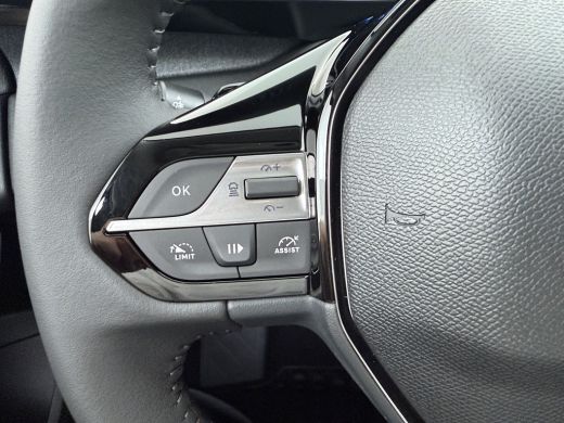Peugeot 308 Allure | 360 Vision & Drive Assist Pack | Elektrische parkeerrem | Extra getinte achterste zijrui... ActivLease financial lease