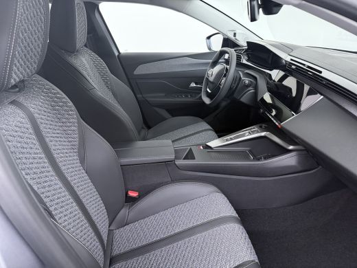 Peugeot 308 Allure | 360 Vision & Drive Assist Pack | Elektrische parkeerrem | Extra getinte achterste zijrui... ActivLease financial lease