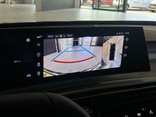Peugeot e-3008 GT Avantage 210 73 kWh VOORRAAD ACTIE | 8 JAAR GARANTIE | | Achterstoelen verwarmd | Achteruitrij... ActivLease financial lease
