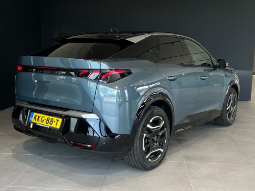 Peugeot e-3008 GT Avantage 210 73 kWh VOORRAAD ACTIE | 8 JAAR GARANTIE | | Achterstoelen verwarmd | Achteruitrij... ActivLease financial lease