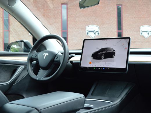Tesla Model Y Long Range AWD | AMD Ryzen | SOH 95% ActivLease financial lease