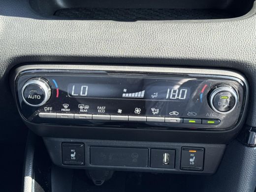 Toyota Yaris 1.5 Hybrid Executive | Naviatie | Apple CarPlay/Android auto | Head-up dispay ActivLease financial lease