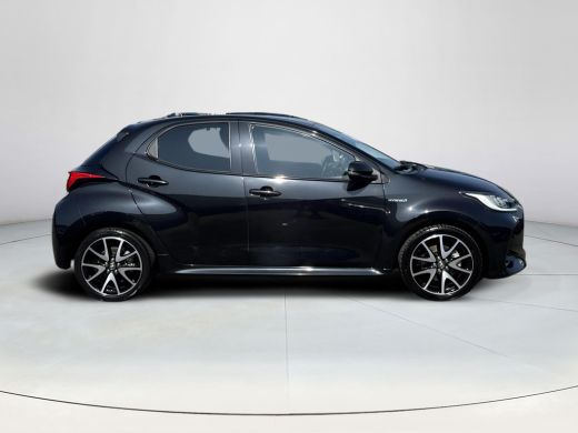 Toyota Yaris 1.5 Hybrid Executive | Naviatie | Apple CarPlay/Android auto | Head-up dispay ActivLease financial lease