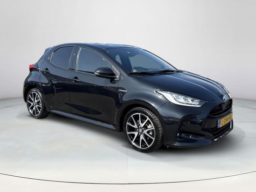 Toyota Yaris 1.5 Hybrid Executive | Naviatie | Apple CarPlay/Android auto | Head-up dispay ActivLease financial lease