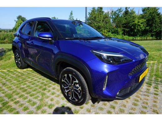 Toyota Yaris Cross 1.5 Hybrid adaptive cruise control | android auto / apple carplay ActivLease financial lease