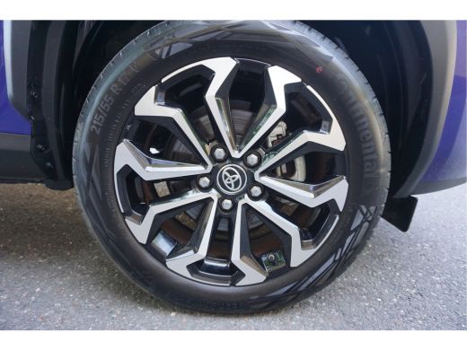 Toyota Yaris Cross 1.5 Hybrid adaptive cruise control | android auto / apple carplay ActivLease financial lease