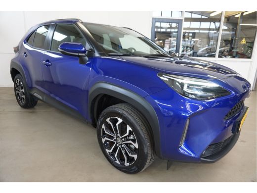 Toyota Yaris Cross 1.5 Hybrid adaptive cruise control | android auto / apple carplay ActivLease financial lease