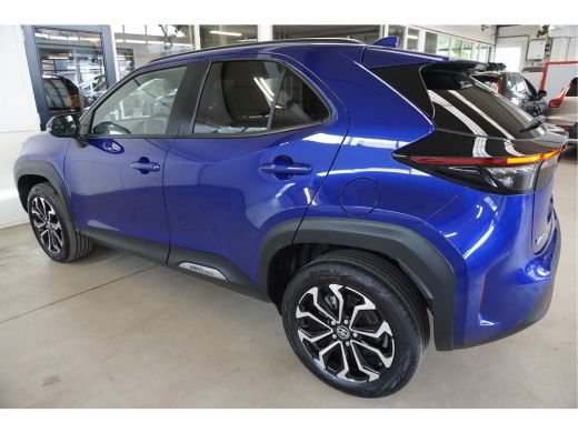 Toyota Yaris Cross 1.5 Hybrid adaptive cruise control | android auto / apple carplay ActivLease financial lease