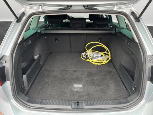 Volkswagen Passat Variant 1.4 TSI PHEV GTE Business | Trekhaak | A.Camera | Winterpakket | ACC | ActivLease financial lease