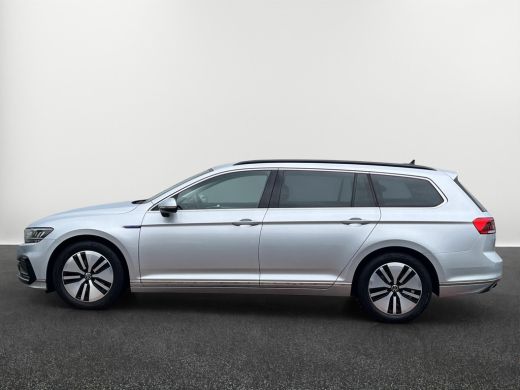 Volkswagen Passat Variant 1.4 TSI PHEV GTE Business | Trekhaak | A.Camera | Winterpakket | ACC | ActivLease financial lease