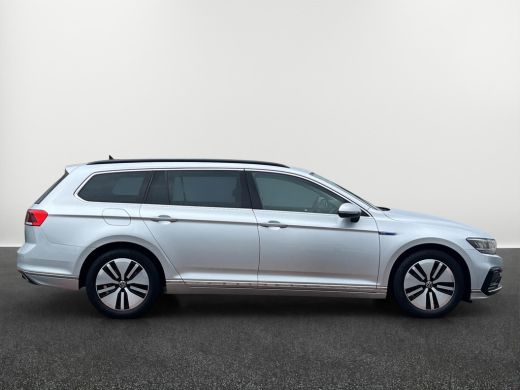 Volkswagen Passat Variant 1.4 TSI PHEV GTE Business | Trekhaak | A.Camera | Winterpakket | ACC | ActivLease financial lease