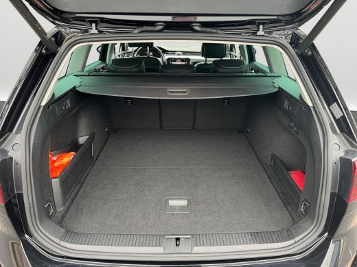 Volkswagen Passat Variant 1.4 TSI PHEV GTE Business Trekhaak | Leder | Elec. Klep | ActivLease financial lease