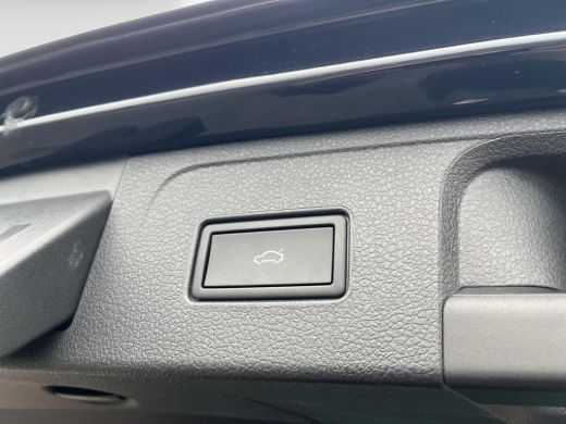 Volkswagen Passat Variant 1.4 TSI PHEV GTE Business Trekhaak | Leder | Elec. Klep | ActivLease financial lease