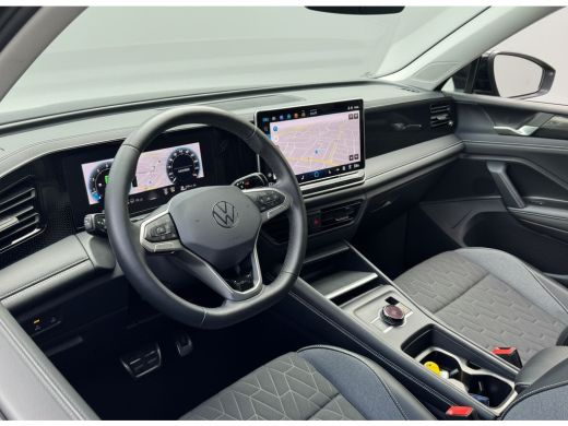 Volkswagen Tiguan 1.5 eTSI DSG LIFE GOAL 360CAMERA/TREKHAAK/NAVI/SFEERVERL ActivLease financial lease
