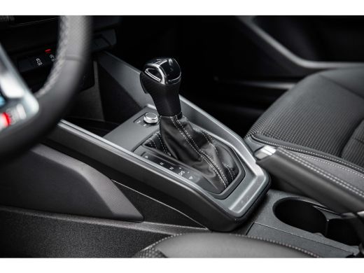Audi A1 Sportback Sportback 25 TFSI S edition | Stoelverwarming | ACC | Privacy Glass | | Alarm klasse 1(startblokk... ActivLease financial lease