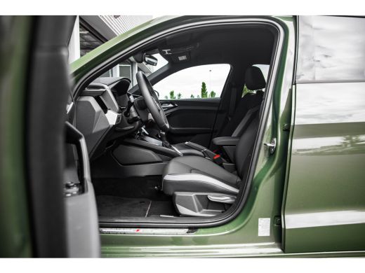 Audi A1 Sportback Sportback 25 TFSI S edition | Stoelverwarming | ACC | Privacy Glass | | Alarm klasse 1(startblokk... ActivLease financial lease