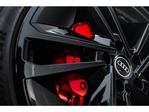 Audi e-tron GT GT Competition 93 kWh | Panoramdak | Luchtvering | Stoelventilatie | Bang & Olufsen | 360 Camera ... ActivLease financial lease