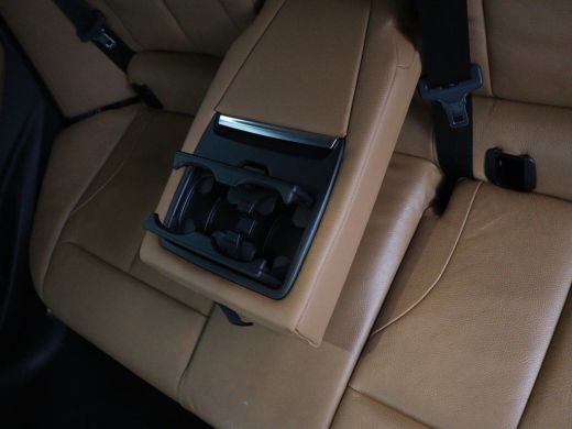 BMW 3 Serie | Panoramadak | Elec. Trekhaak | Leder | Memory | Stoelverwarming | Camera | Park assist | Cruise... ActivLease financial lease