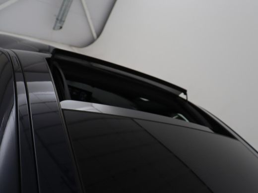 BMW 3 Serie | Panoramadak | Elec. Trekhaak | Leder | Memory | Stoelverwarming | Camera | Park assist | Cruise... ActivLease financial lease