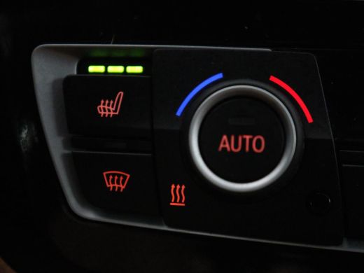 BMW 3 Serie | Panoramadak | Elec. Trekhaak | Leder | Memory | Stoelverwarming | Camera | Park assist | Cruise... ActivLease financial lease