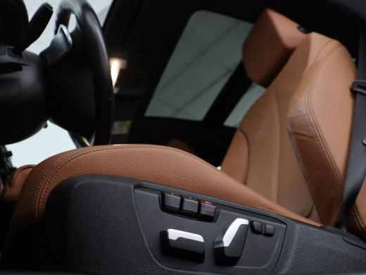 BMW 3 Serie | Panoramadak | Elec. Trekhaak | Leder | Memory | Stoelverwarming | Camera | Park assist | Cruise... ActivLease financial lease