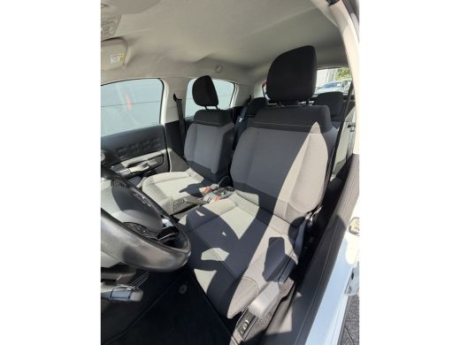 Citroën C3 82pk Shine (Camera - Keyless Entry - Dodehoek detectie - Automatische Airco - Navigatie - Apple C... ActivLease financial lease