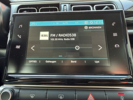 Citroën C3 82pk Shine (Camera - Keyless Entry - Dodehoek detectie - Automatische Airco - Navigatie - Apple C... ActivLease financial lease