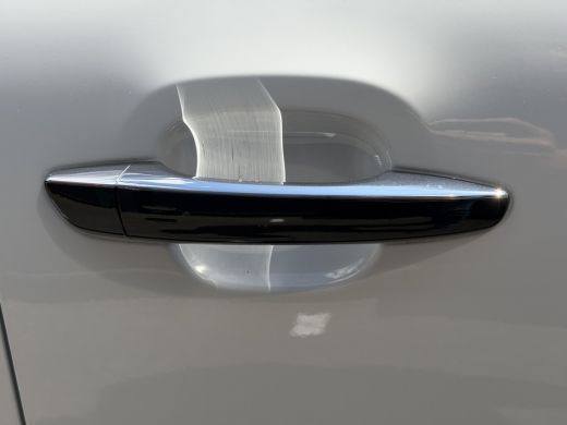 Citroën C3 82pk Shine (Camera - Keyless Entry - Dodehoek detectie - Automatische Airco - Navigatie - Apple C... ActivLease financial lease