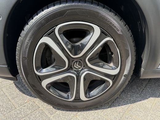 Citroën C3 82pk Shine (Camera - Keyless Entry - Dodehoek detectie - Automatische Airco - Navigatie - Apple C... ActivLease financial lease