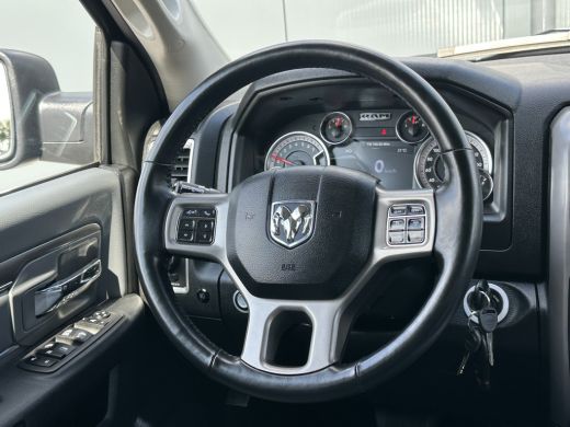 Dodge Ram 1500 1500 5.7 V8 CLASSIC NIGHT 4x4 / PRINS LPG / BPM VRIJ / CAMERA / NAVI / 3.5T TREKHAAK / ECC / CRUI... ActivLease financial lease