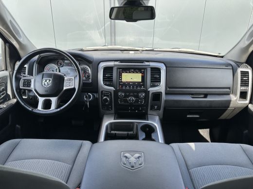 Dodge Ram 1500 1500 5.7 V8 CLASSIC NIGHT 4x4 / PRINS LPG / BPM VRIJ / CAMERA / NAVI / 3.5T TREKHAAK / ECC / CRUI... ActivLease financial lease