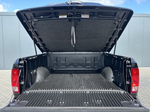 Dodge Ram 1500 1500 5.7 V8 CLASSIC NIGHT 4x4 / PRINS LPG / BPM VRIJ / CAMERA / NAVI / 3.5T TREKHAAK / ECC / CRUI... ActivLease financial lease