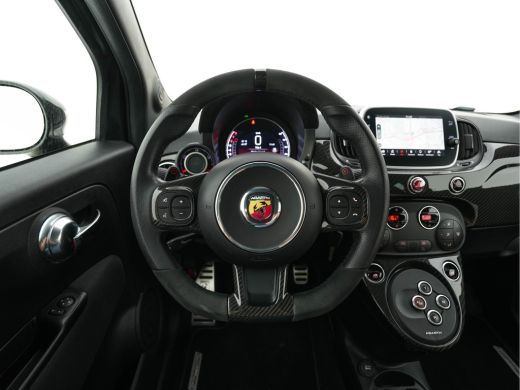 Abarth 695 1.4 T-Jet Competizione 70th Anniversary (INCL.BTW) Aut. *AKRAPOVIC | RECARO-SPORTSEATS | XENON | ... ActivLease financial lease