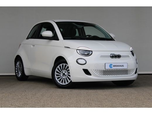 Fiat 500 Icon 42 kWh | Camera | Navigatie | Cruise control | Parkeersensoren | Dodehoek detectie | ActivLease financial lease