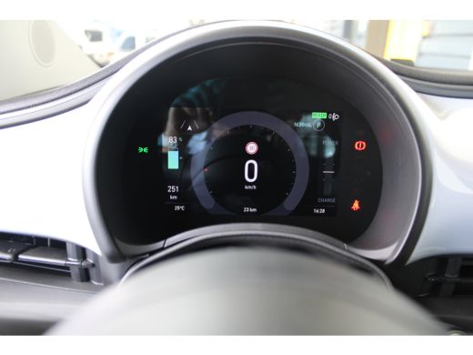 Fiat 500 Icon 42 kWh | Camera | Navigatie | Dodehoek detectie | Cruise control | Climate control | ActivLease financial lease