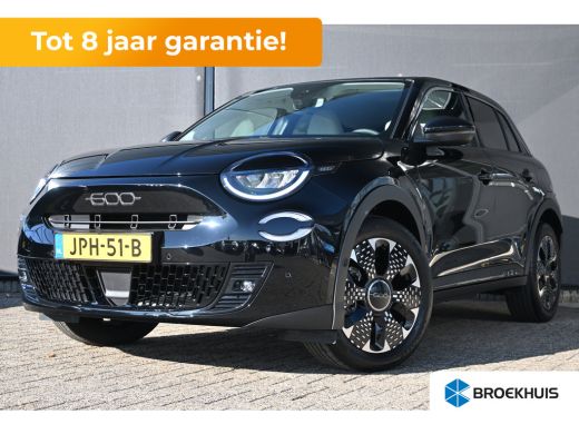 Fiat 600e La Prima 54 kWh Tot 8 Jaar Garantie! | Vol-Leder | Adaptive Cruise | Massage | Elektr. Stoelen | ... ActivLease financial lease