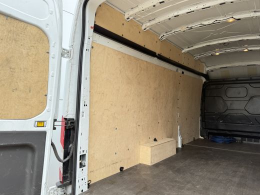 Ford E-Transit 68kWh 184PK L4H3 316km WLTP 95,6% (SOH) BEV Snelladen Carplay Climate control Laadkabel 360&deg; came... ActivLease financial lease