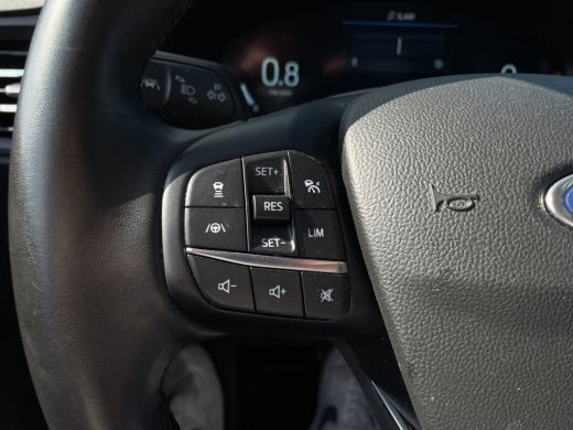 Ford Focus 1.0 EcoBoost B&O | Adaptieve cruise | Panoramadak | Trekhaak | Stoel- stuurverw. | Camera | Carplay ActivLease financial lease