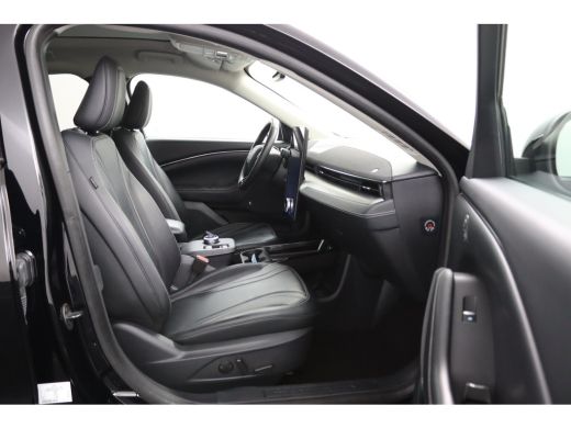 Ford Mustang Mach-E Mach-E Extended RWD 98 kWh | Panoramadak | B&O | Elek. Stoelen | 360 Camera | Adaptive Cruise | B... ActivLease financial lease