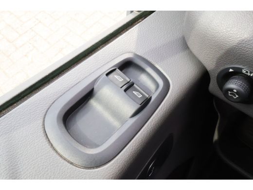 Ford Transit 2.0 TDCI L3 H2 170pk DC Navigatie Camera Imperiaal ActivLease financial lease