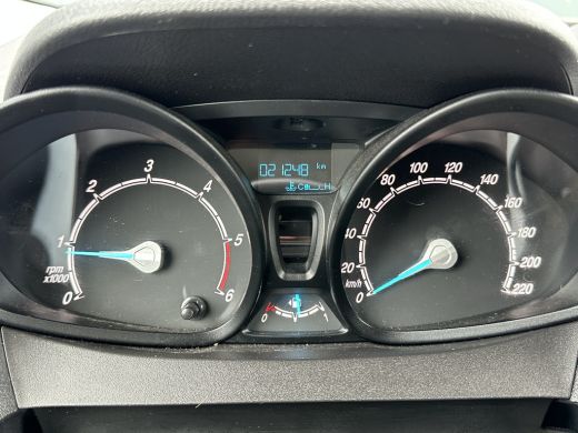 Ford Transit Courier 1.5 TDCI / 1e EIGENAAR / 21.248 KM ! / AIRCO / STOELVERWARMING / PDC / NAVIGATIE / CARPLAY ActivLease financial lease